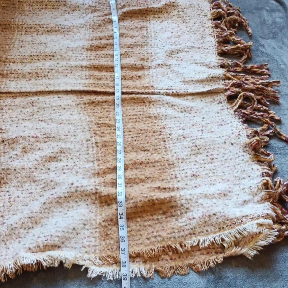 Soft Fringe Poncho By Natural Reflections, Casual Earthy Knit Tan Cream One Size - Picture 4 of 9